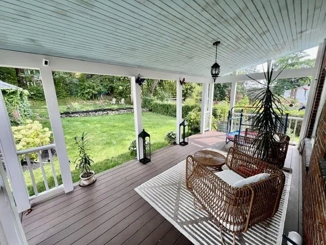 22 Longfellow Rd, Worcester