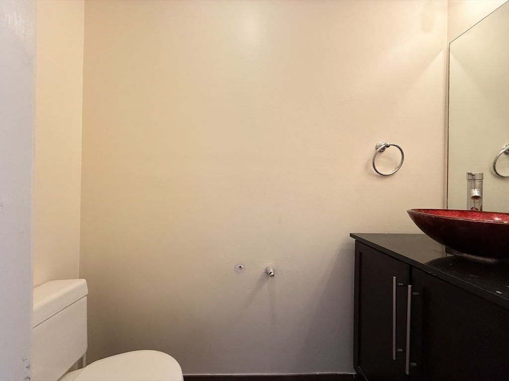 22 Chestnut, Cambridgeport