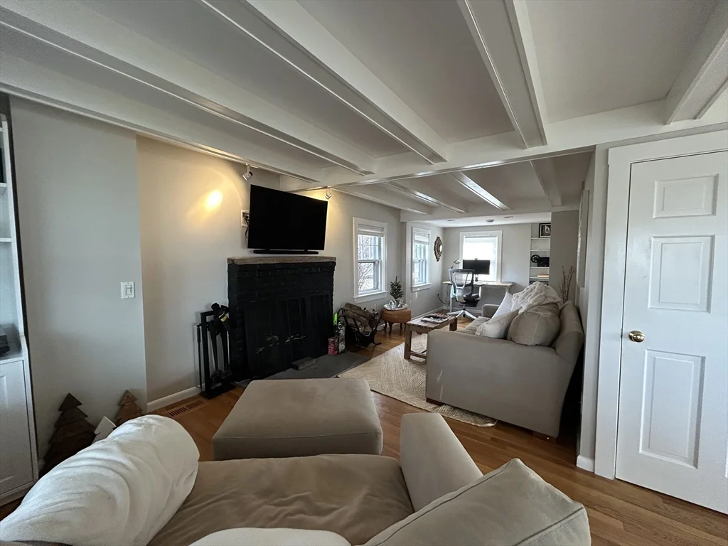 23 Nonantum Rd, Marblehead