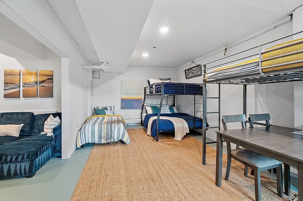 4 Northern Blvd, Plum Island