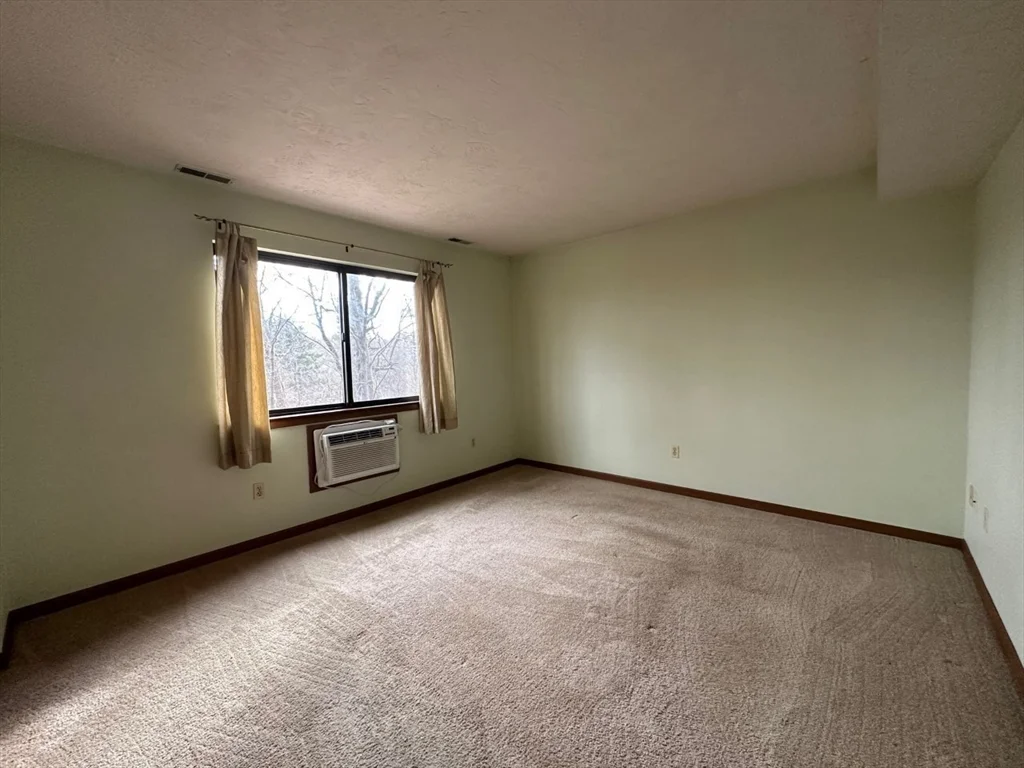 340 Sunderland Rd, Worcester