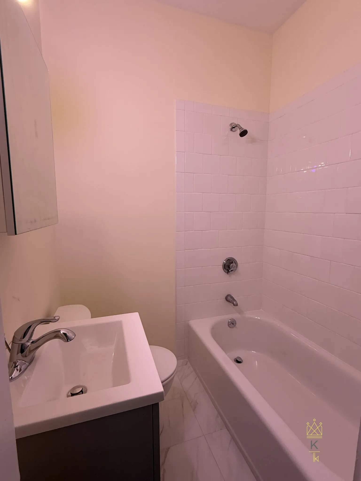 181 Winthrop Rd, Aspinwall Hill