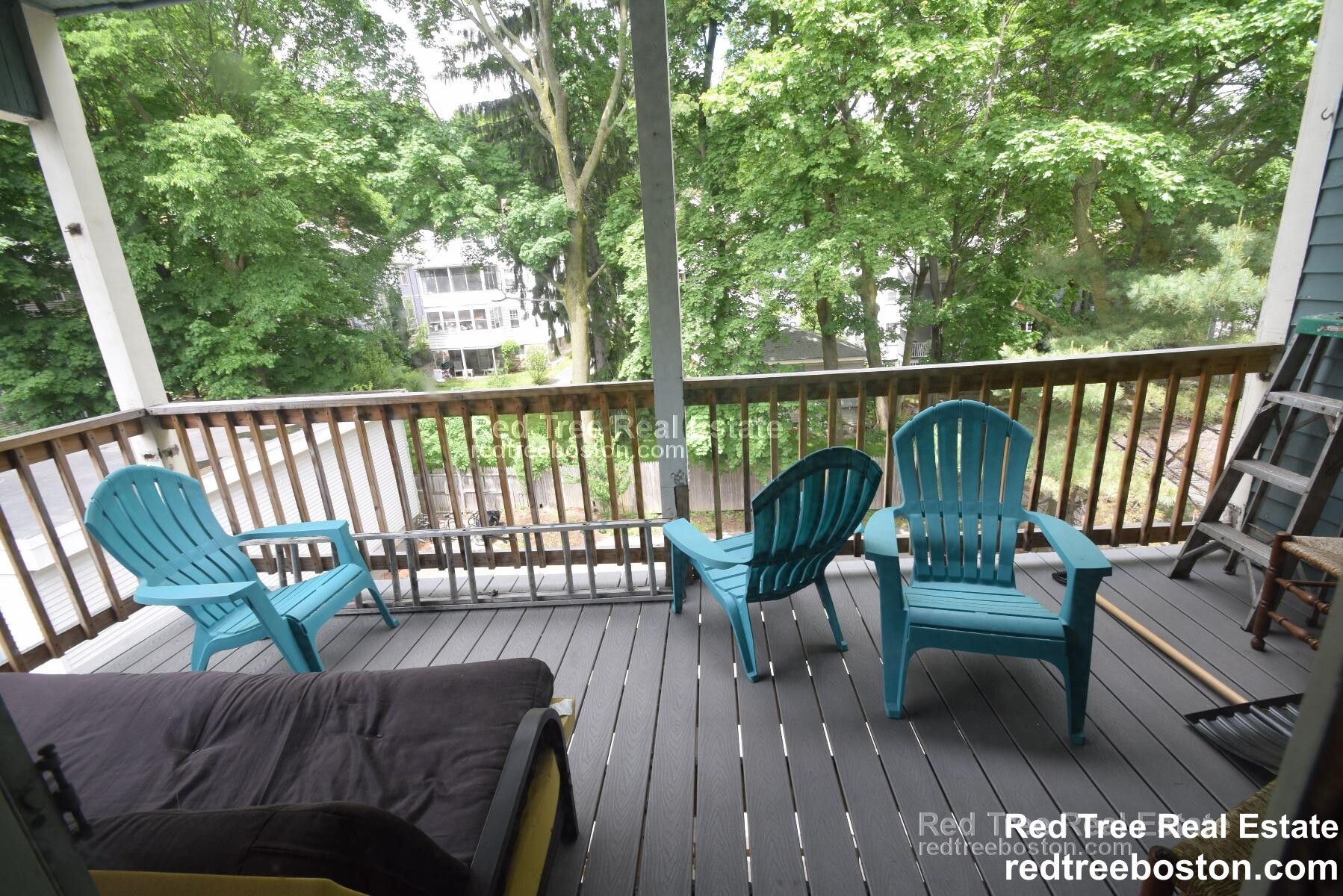 331 Faneuil St, Oak Square