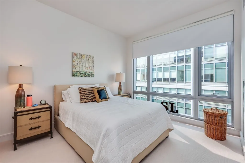 500 Atlantic Ave, Waterfront