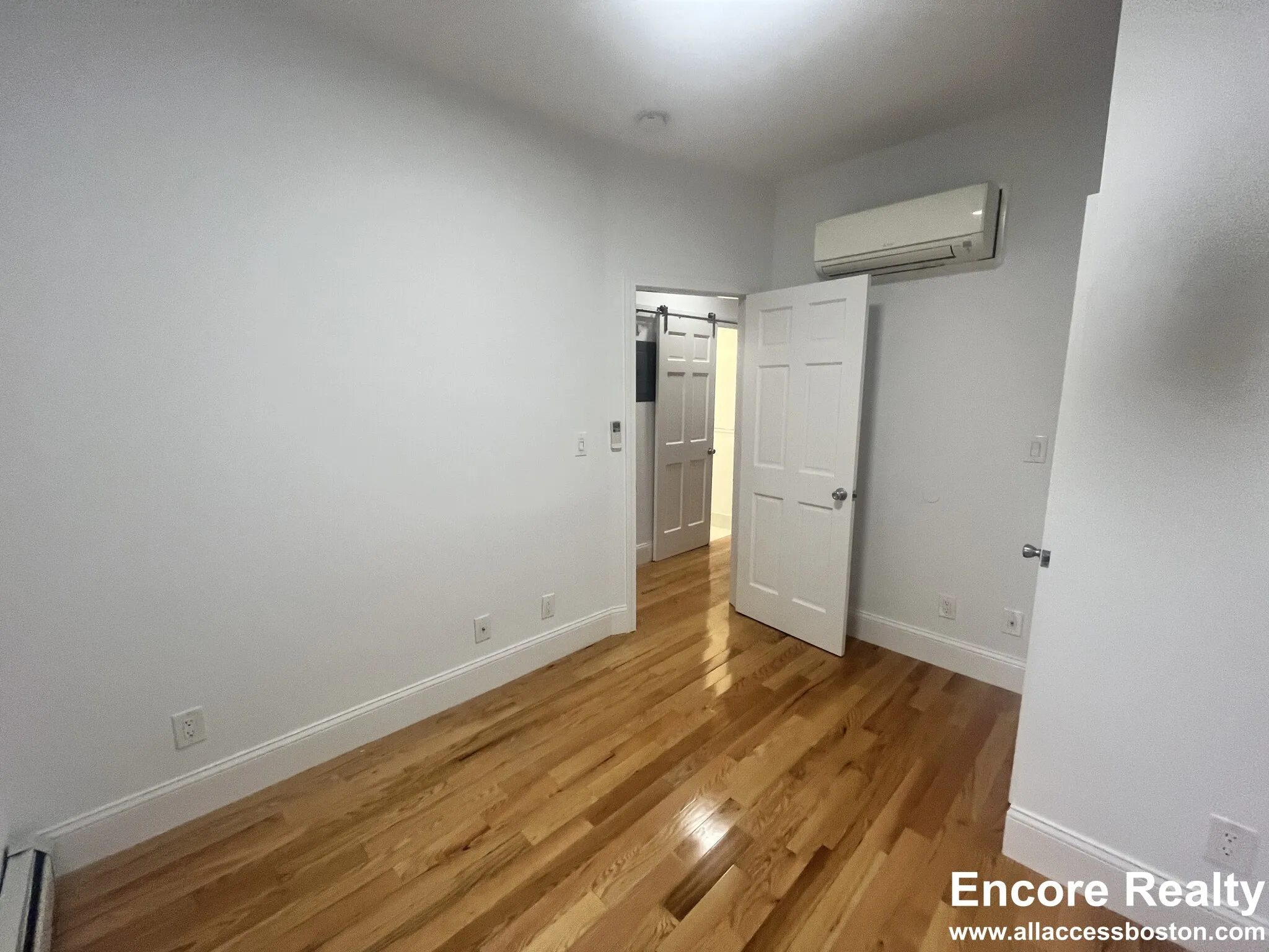 51 Joy St, Beacon Hill