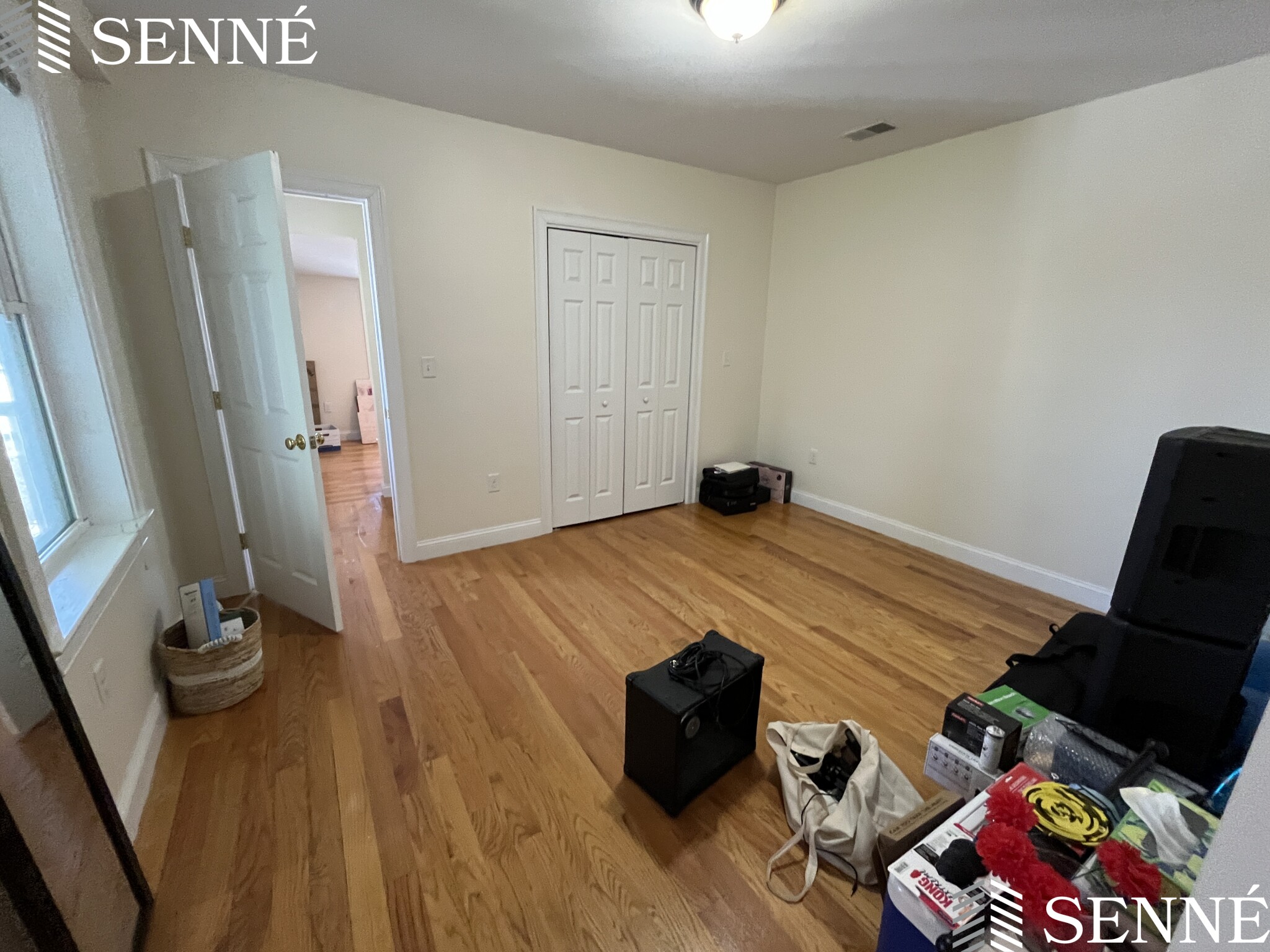 614 Main St, Medford