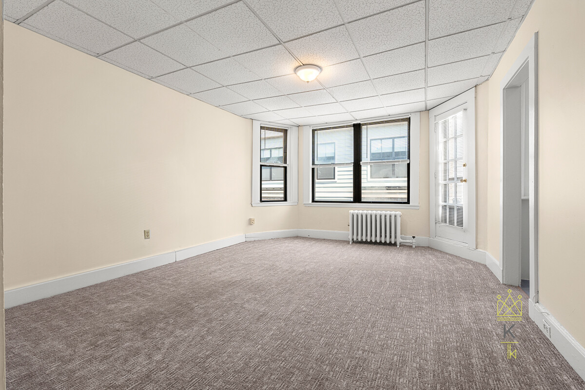 126 Babcock St, North Brookline