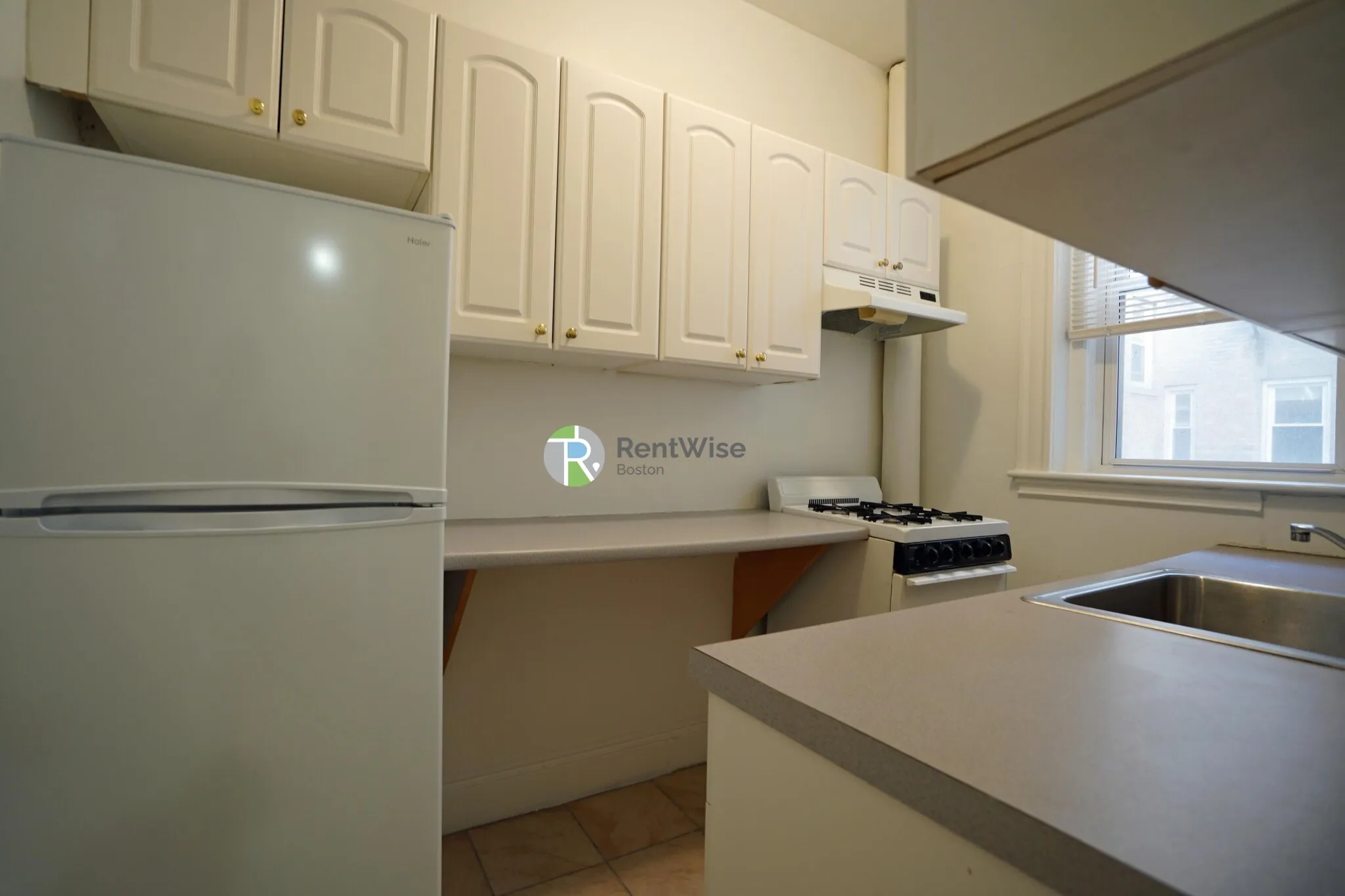14 Orkney Rd, Brighton