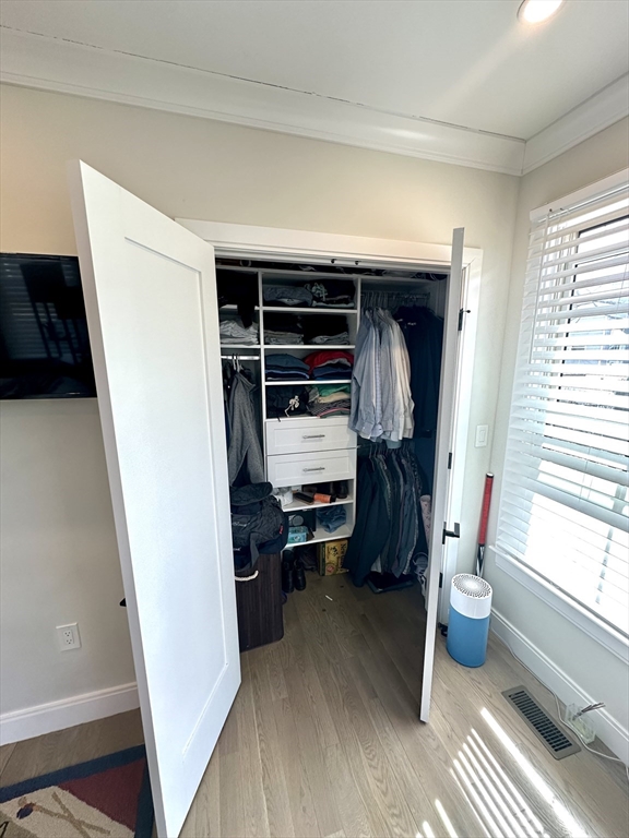 32 Blaine St, Allston