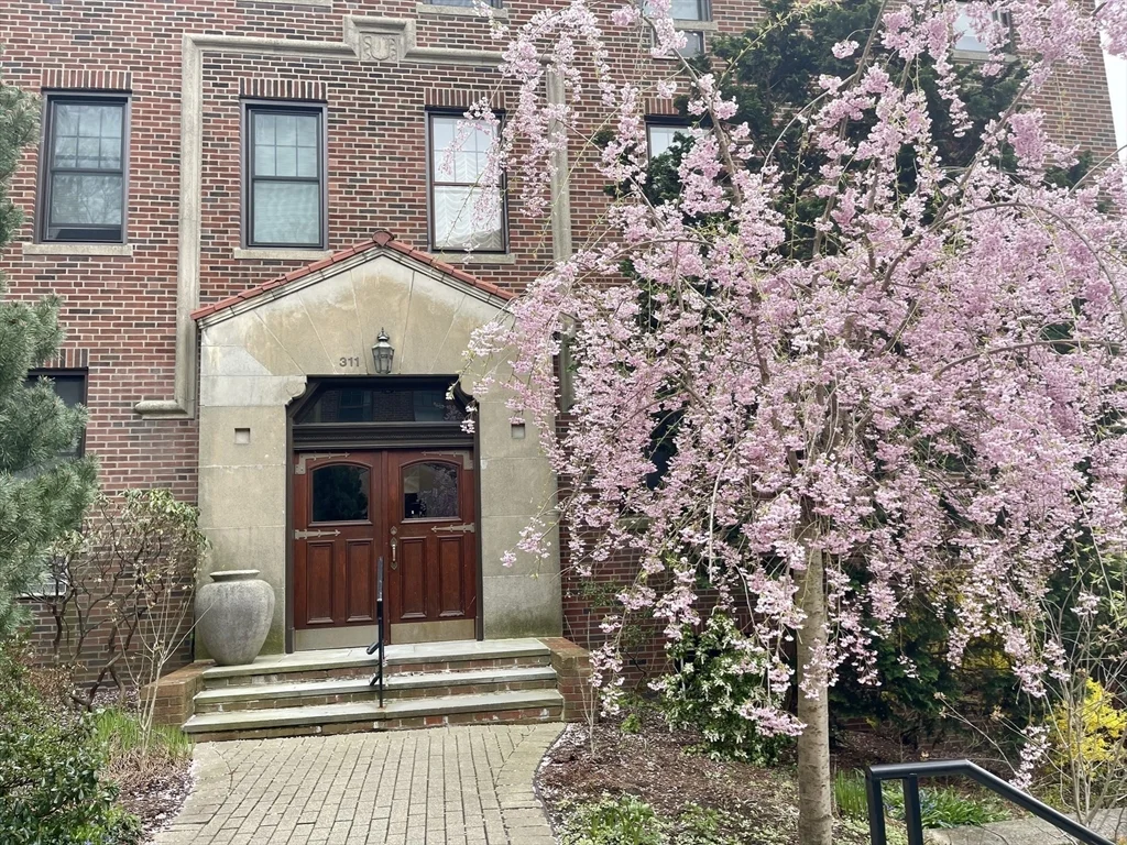 311 Tappan St, Beaconsfield