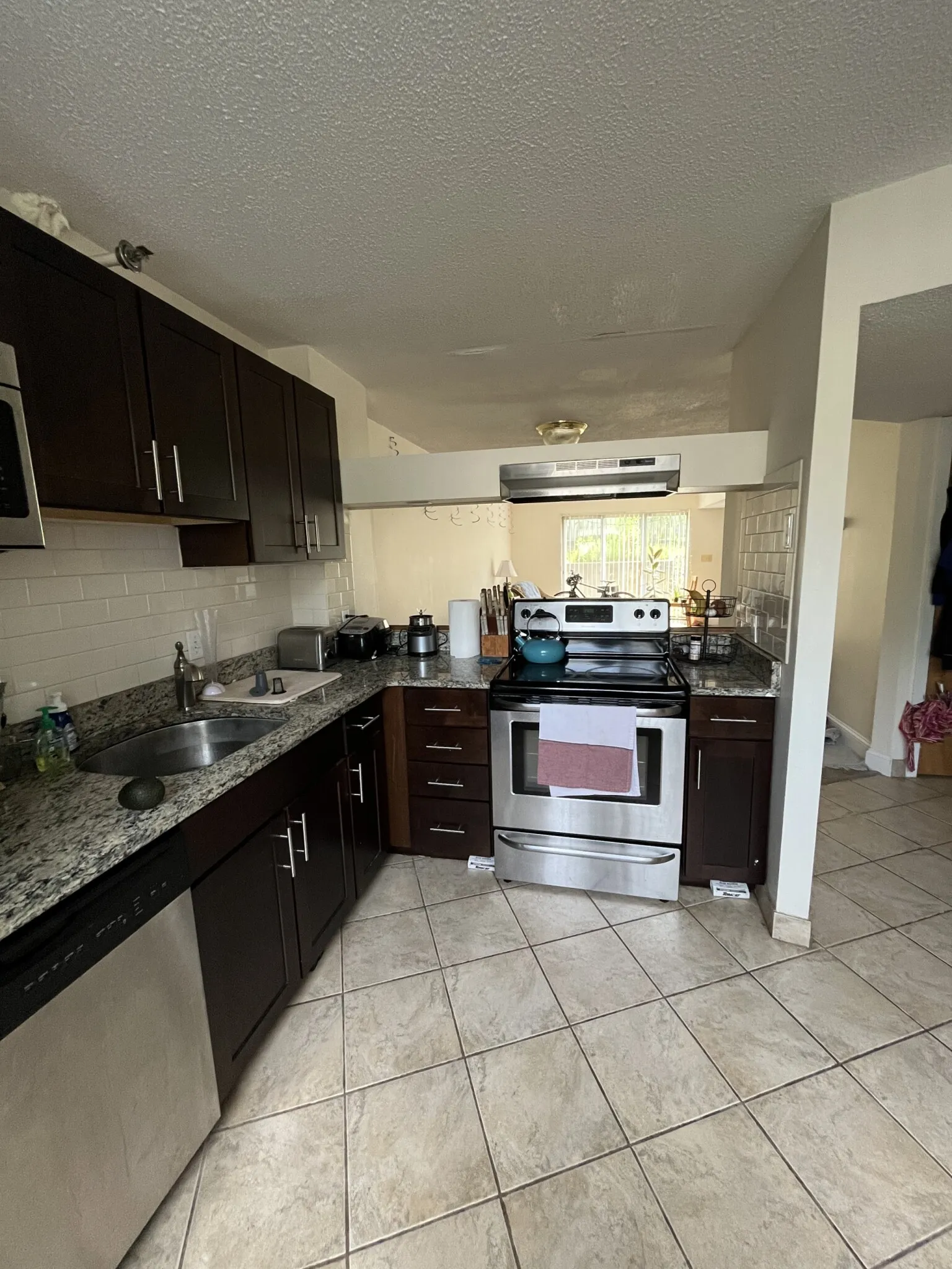 144 North Beacon St, Oak Square