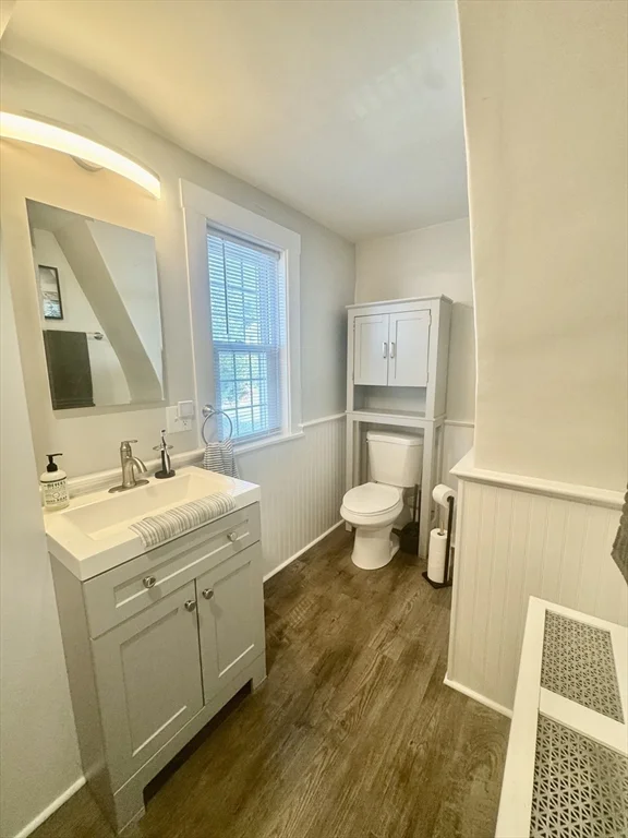 198 Main St, East Fairhaven