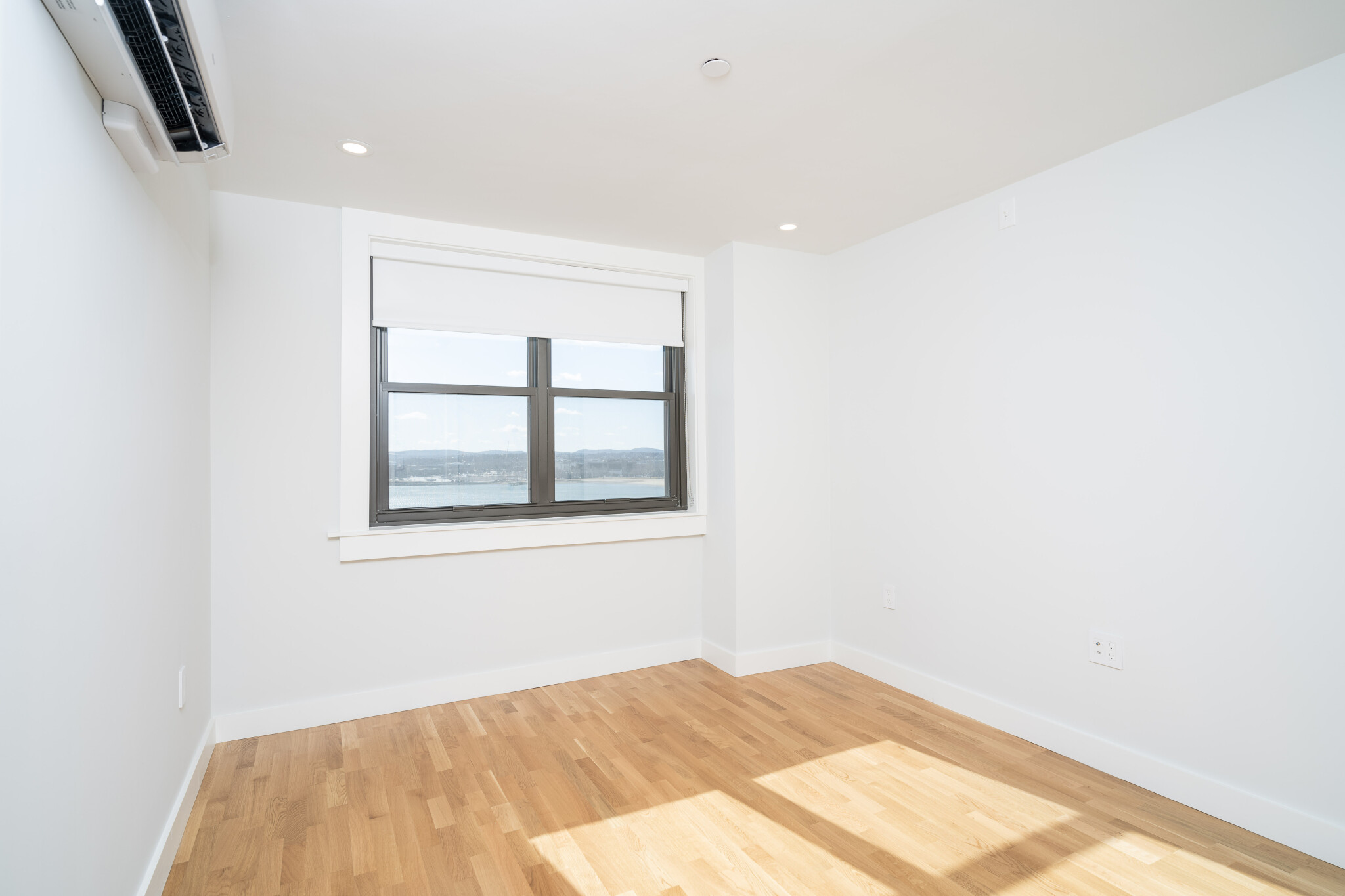 1410 Columbia Rd, South Boston