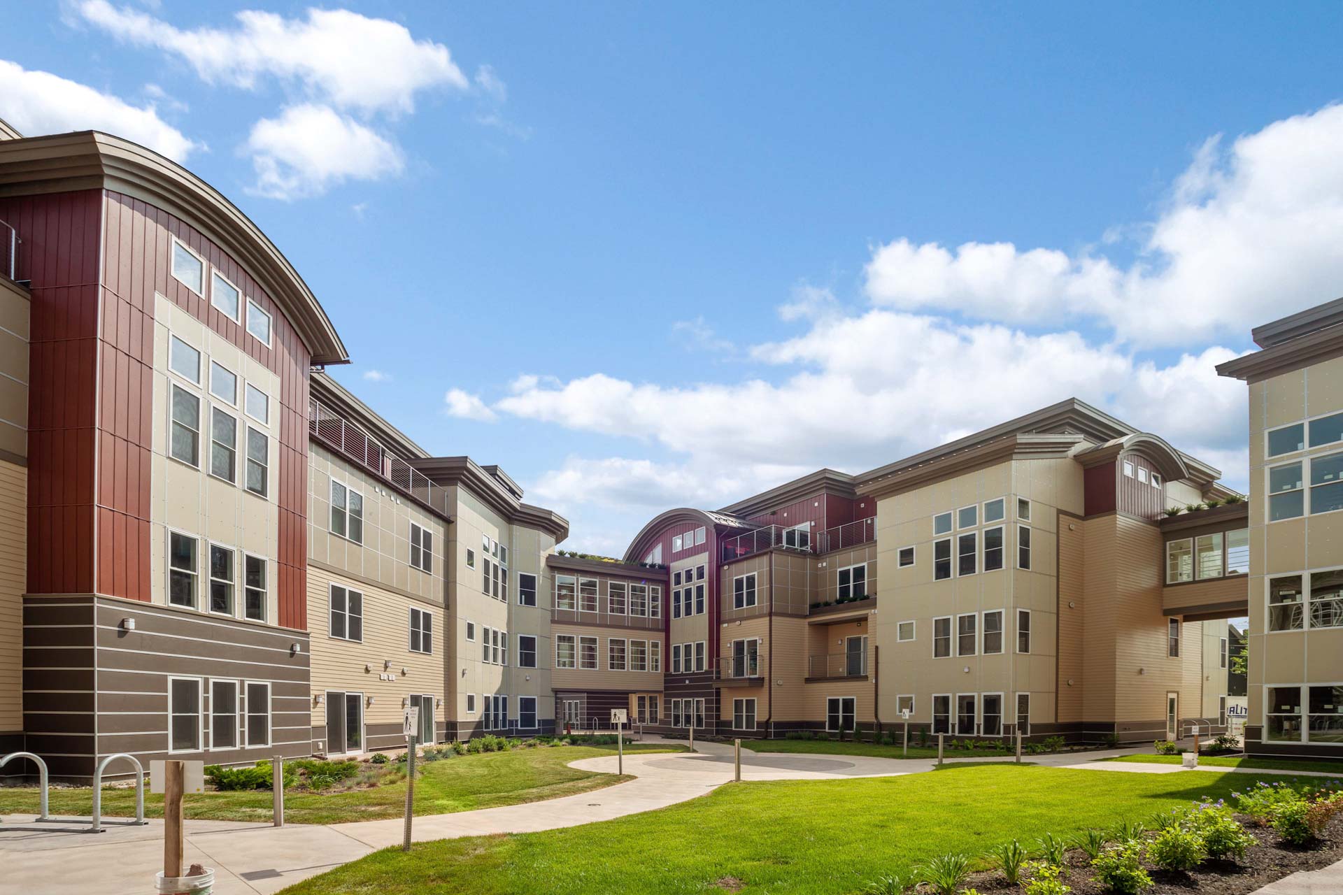 60 Howard St, Watertown