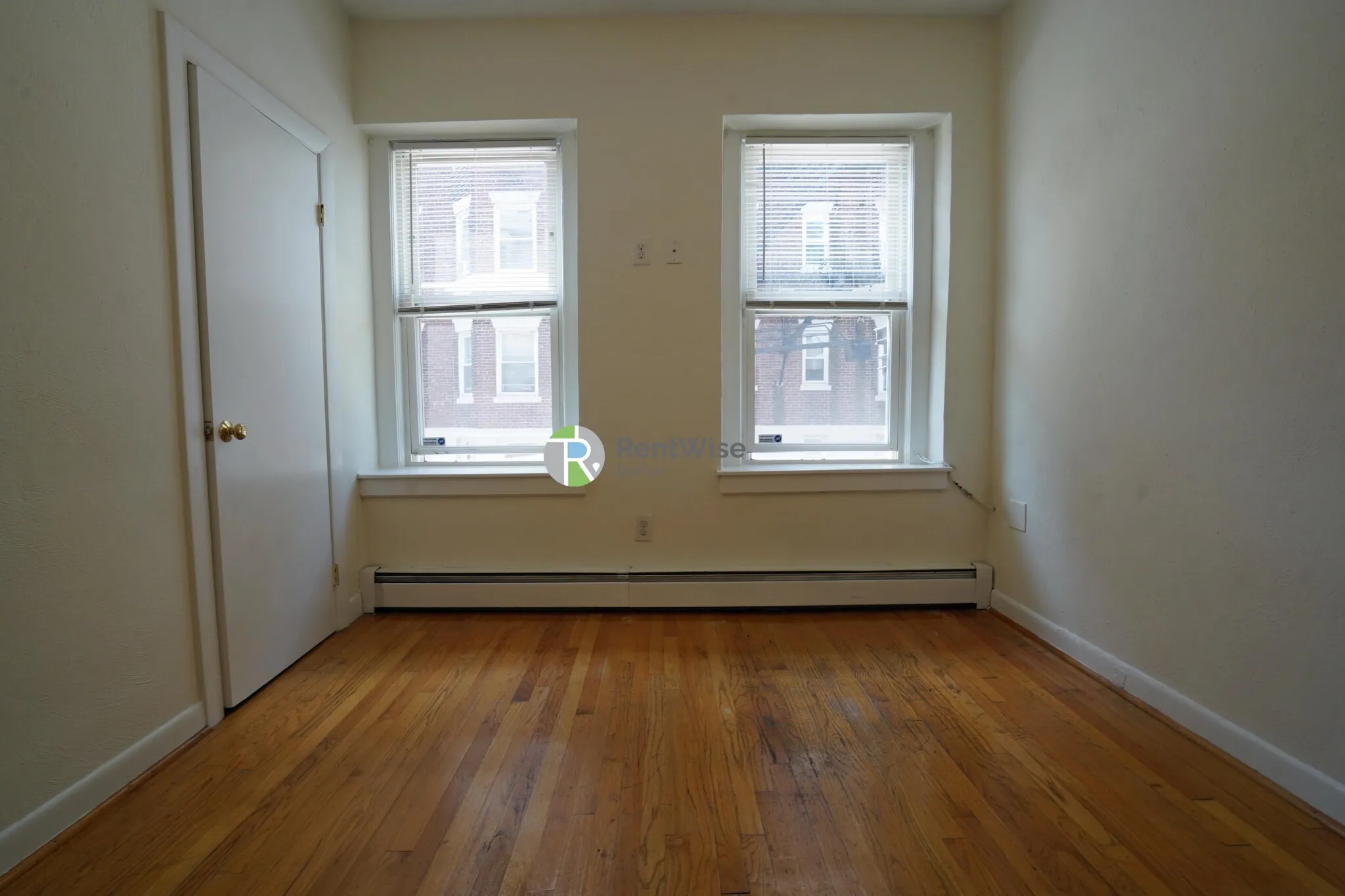 1322 Commonwealth Ave, Brighton