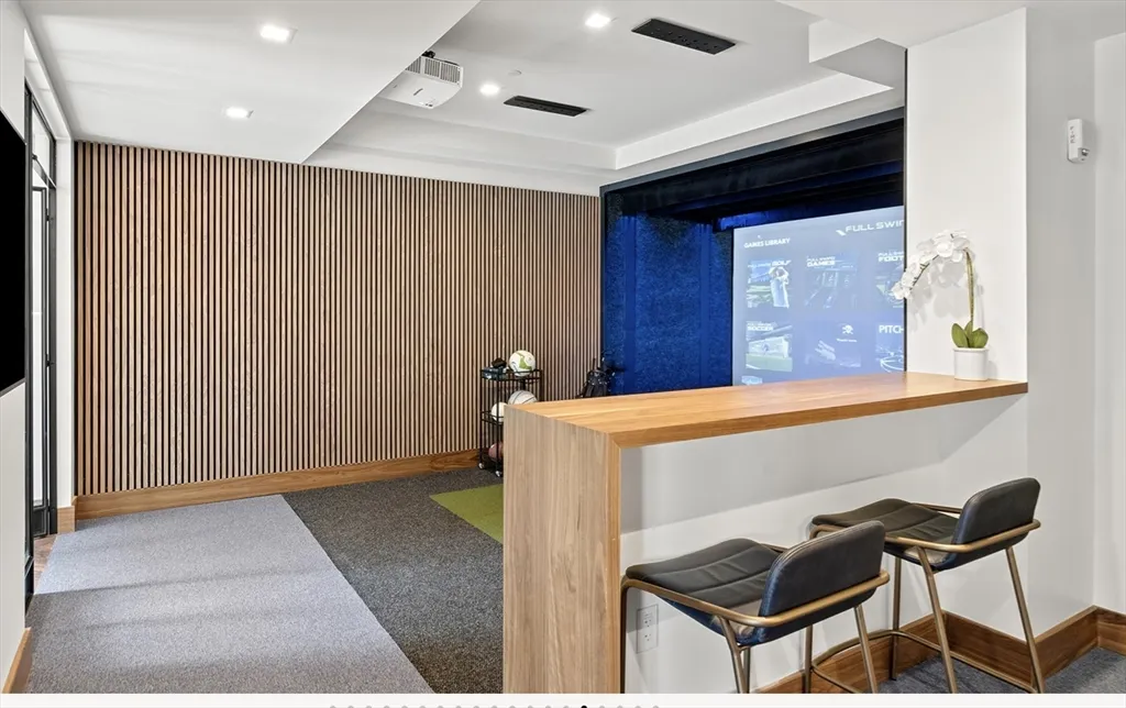 1515 Commonwealth Ave, Brighton