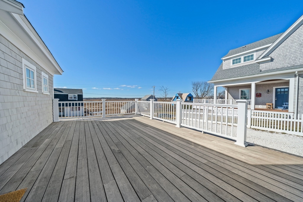 61 Gurnet Rd, Duxbury