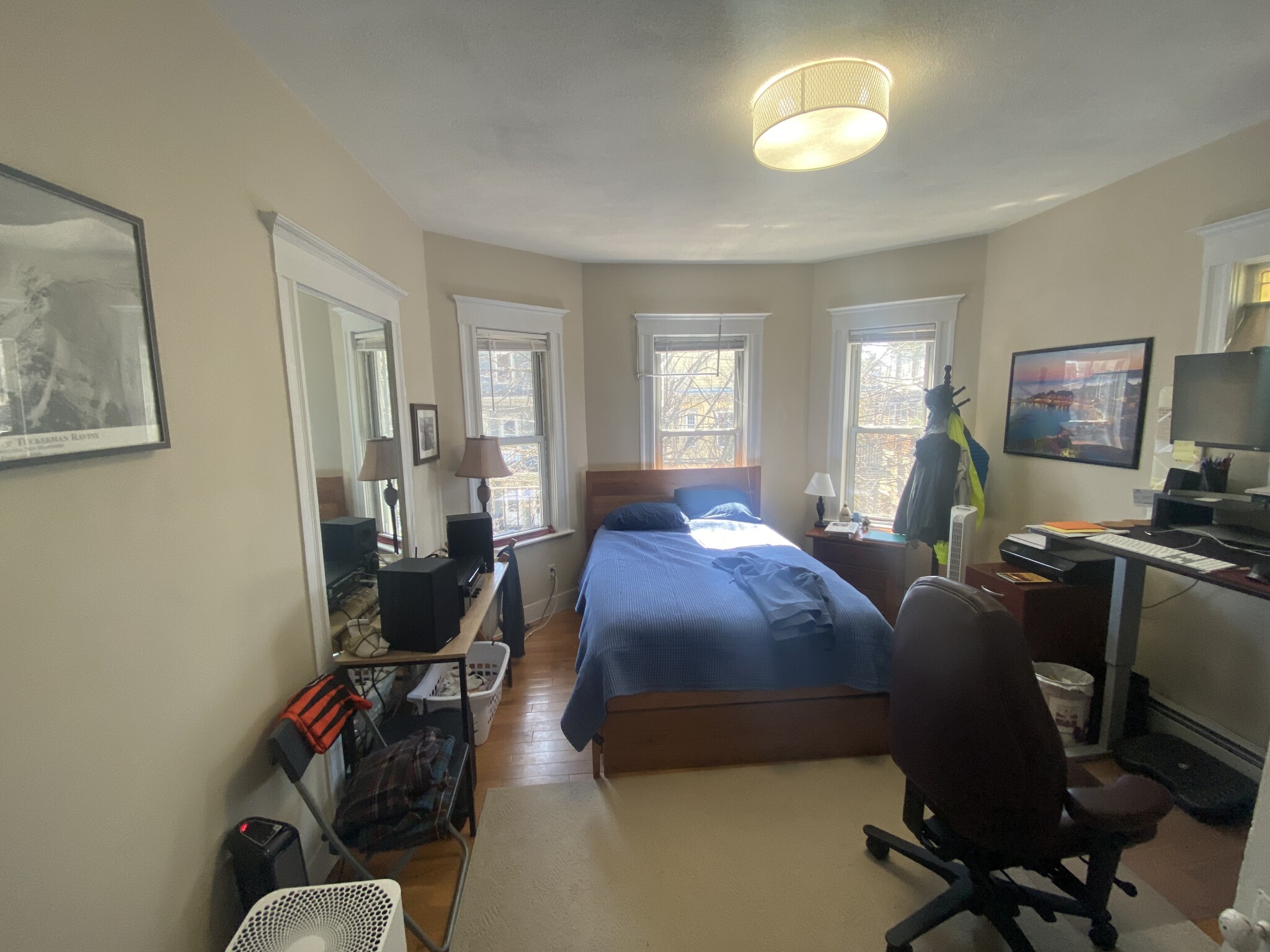 11 Aberdeen Rd, Powder House Square