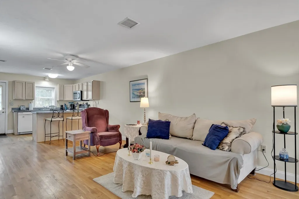 125 Tudor St, South Boston