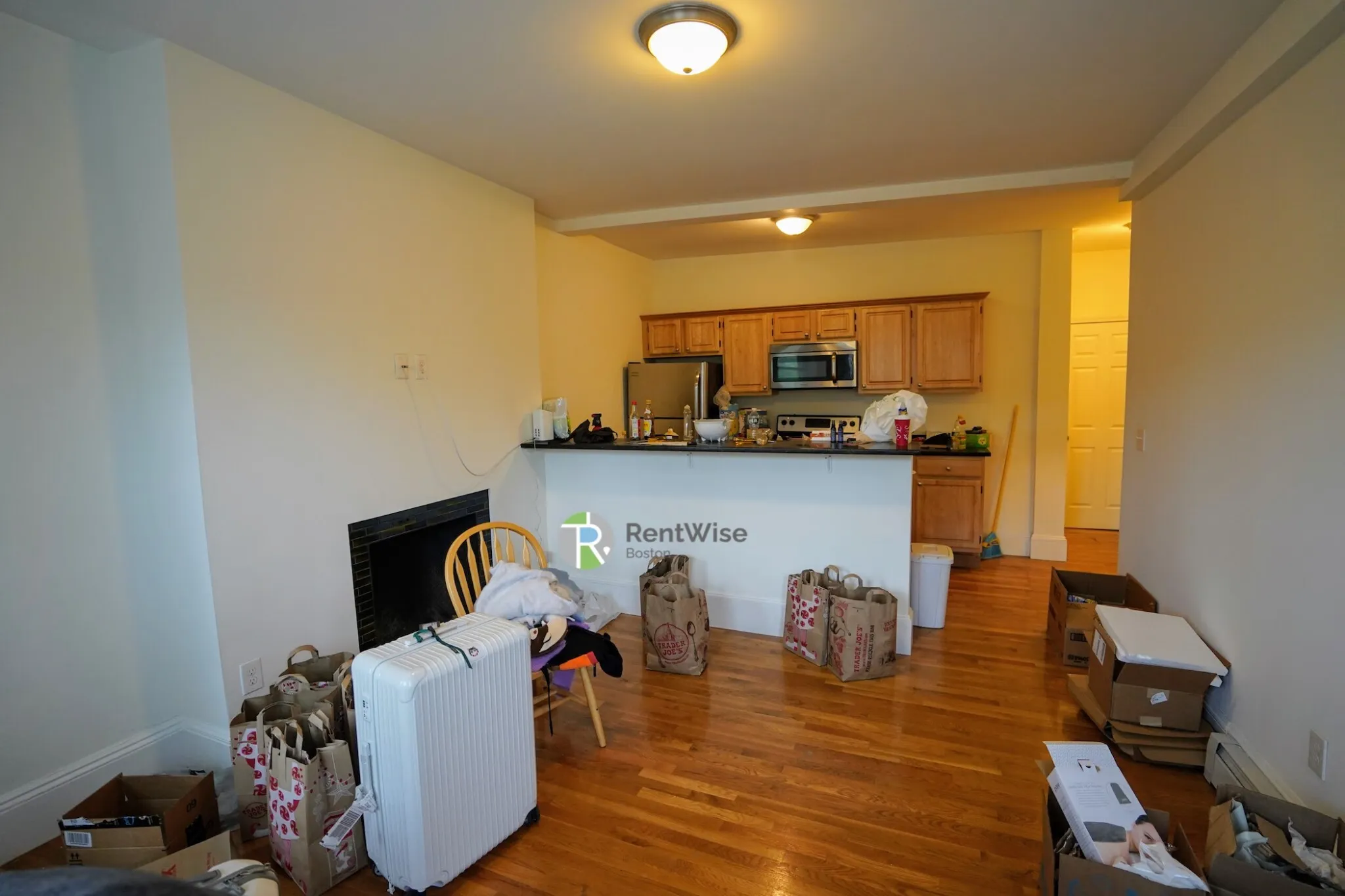 1322 Commonwealth Ave, Brighton