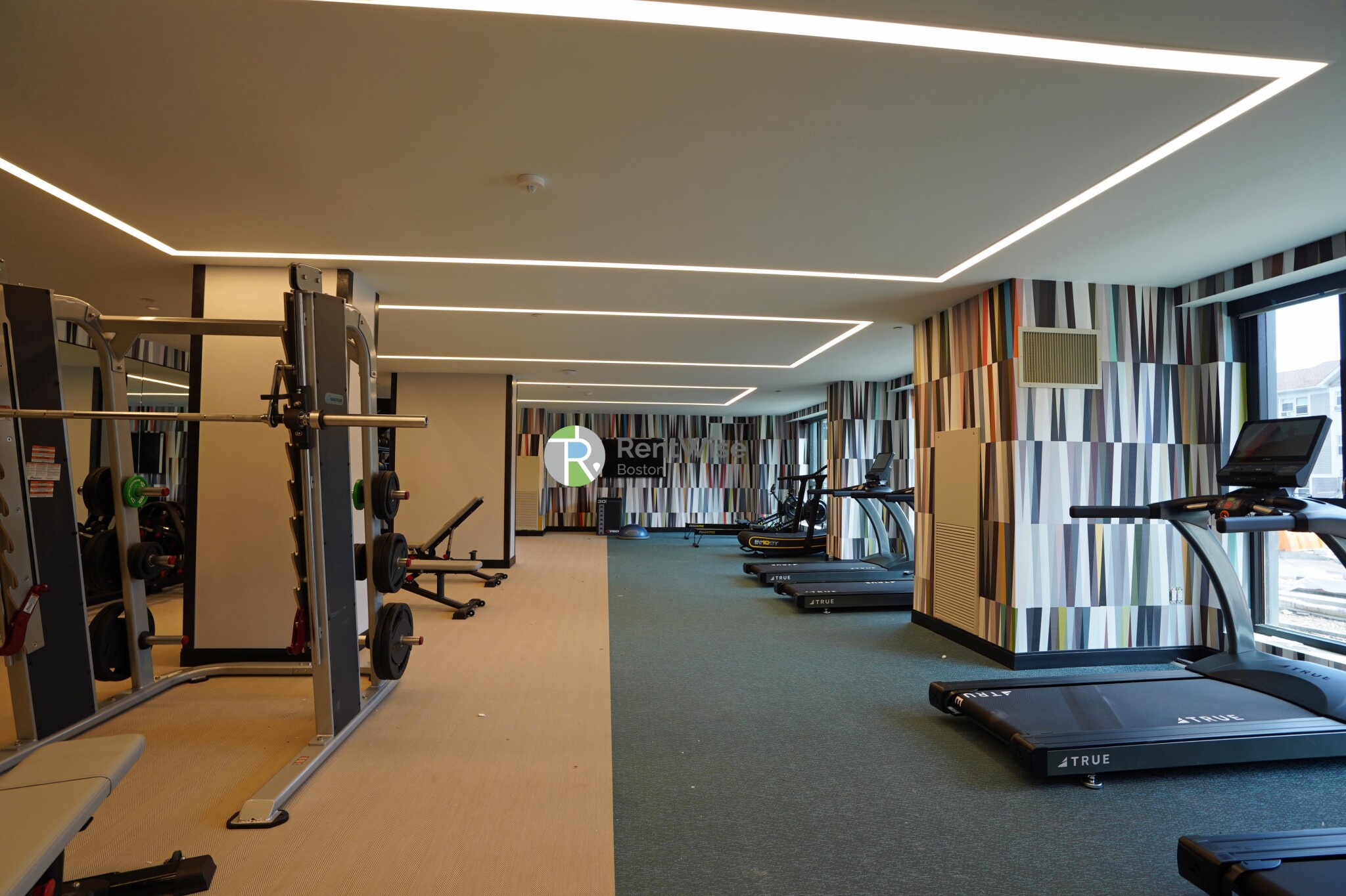 75 Saint Alphonsus St, Mission Hill