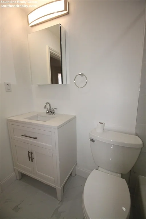 277 Beacon St, Back Bay
