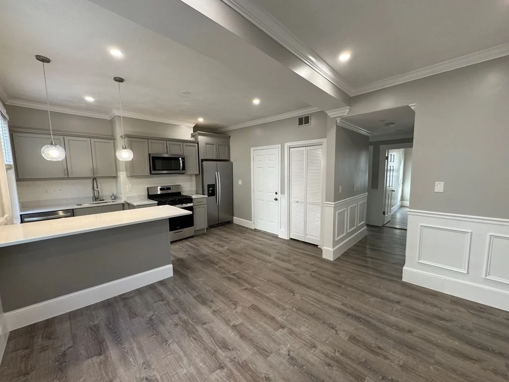 61 Gates St, South Boston