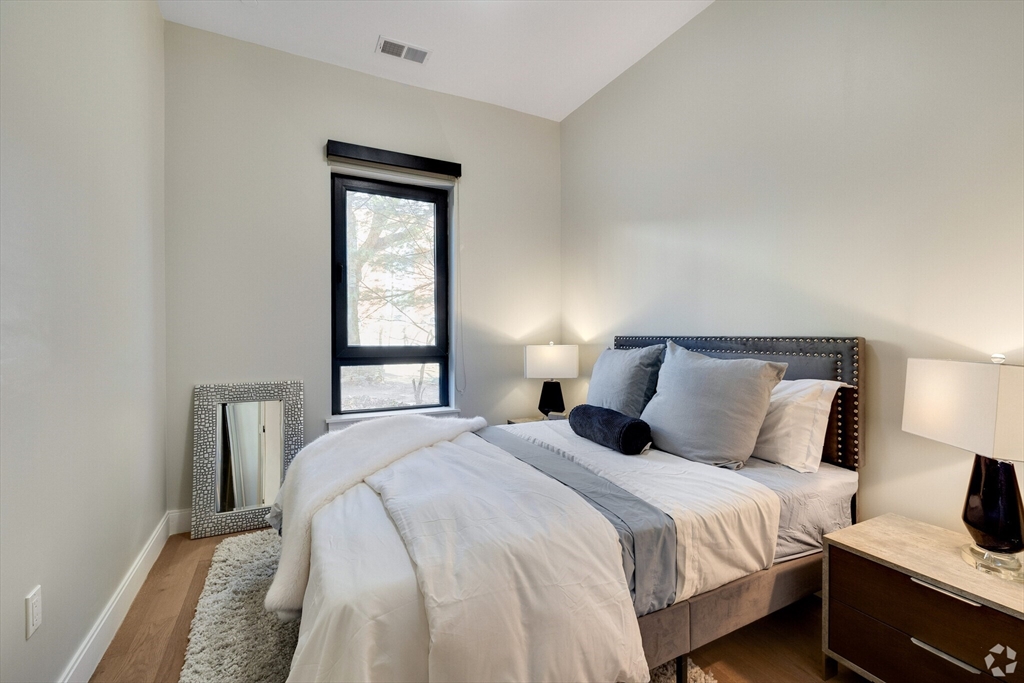 9 Central St, Somerville