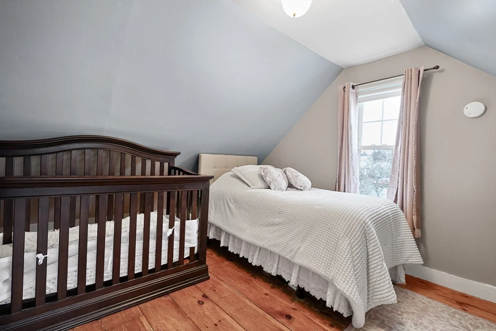 32 Beloit Rd, The Manor