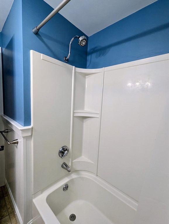 1 Conlyn Ave, Franklin