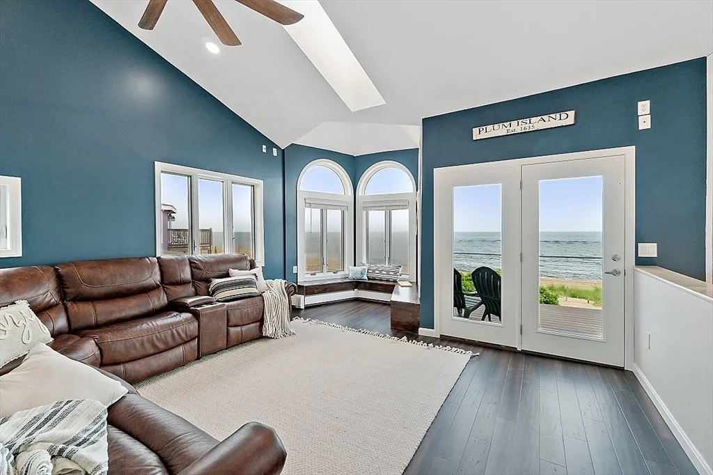 4 Northern Blvd, Plum Island