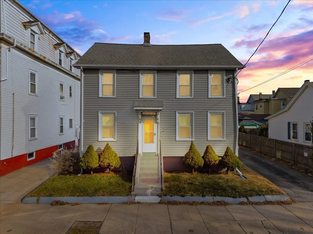 154 Summit St, Pawtucket