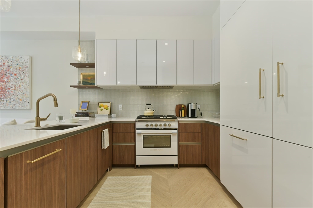 112 Charles St, Beacon Hill