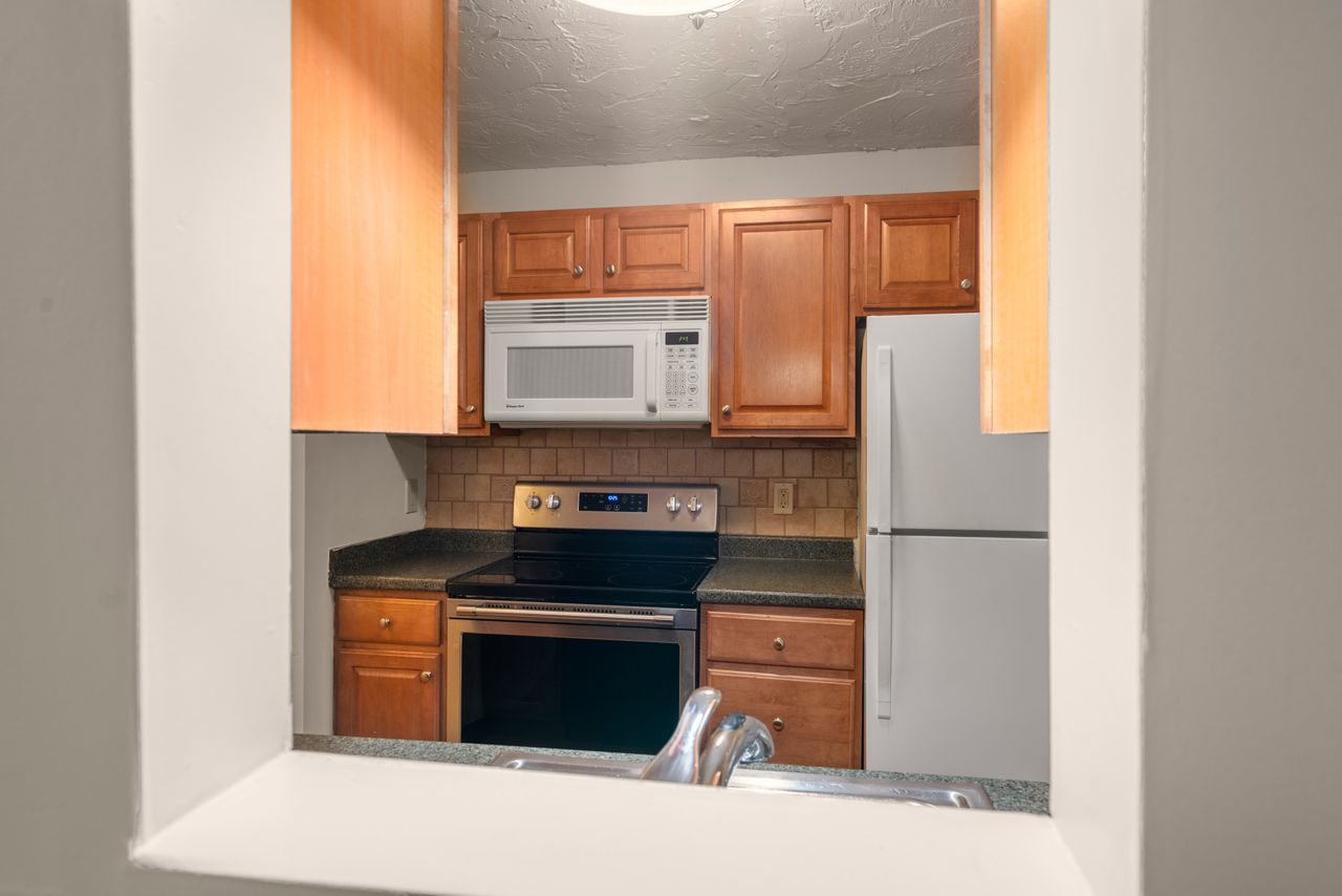 16 Winter St, Waltham