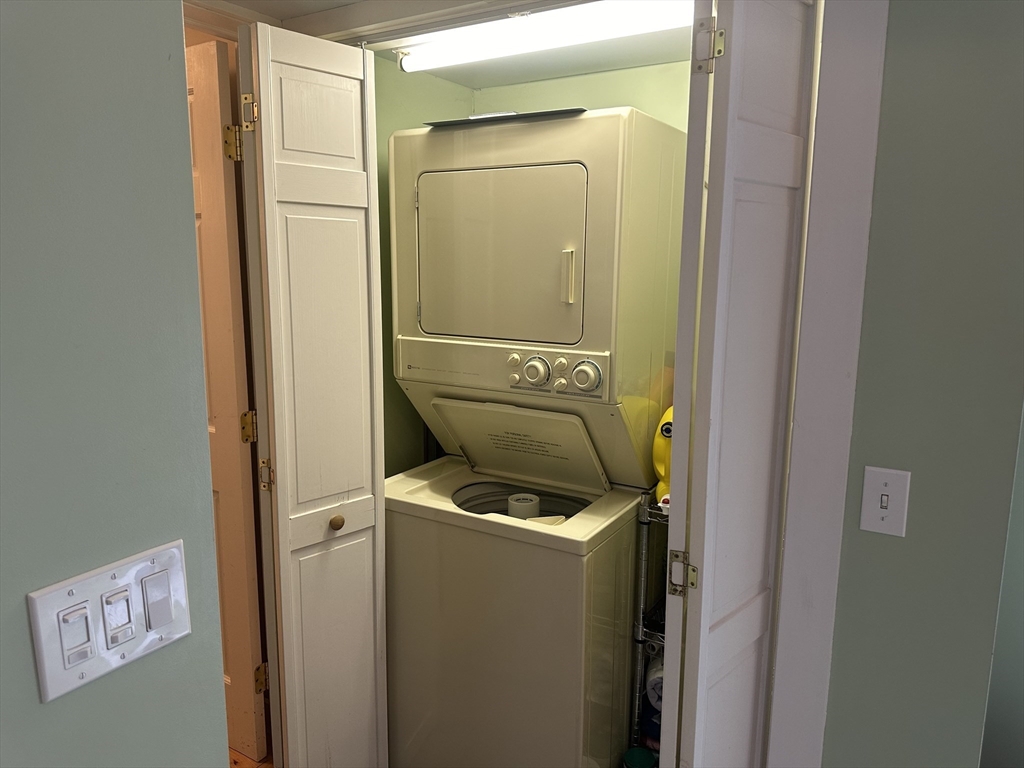 65-G Cummings Ln, South Westport