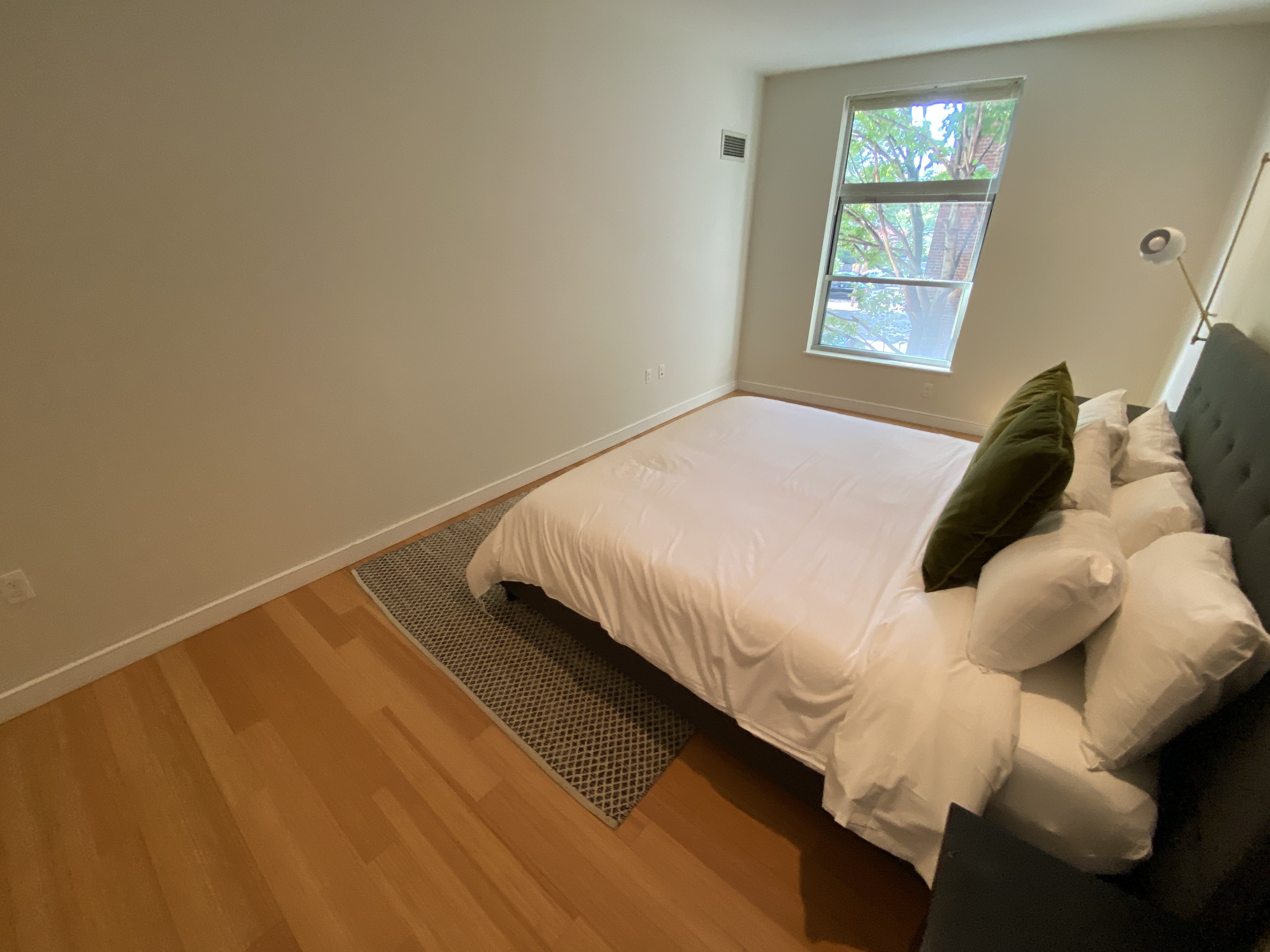 601 Albany St, South End