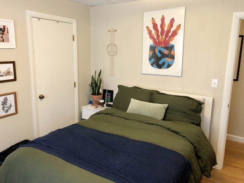 3 Oak Ter, Spring Hill