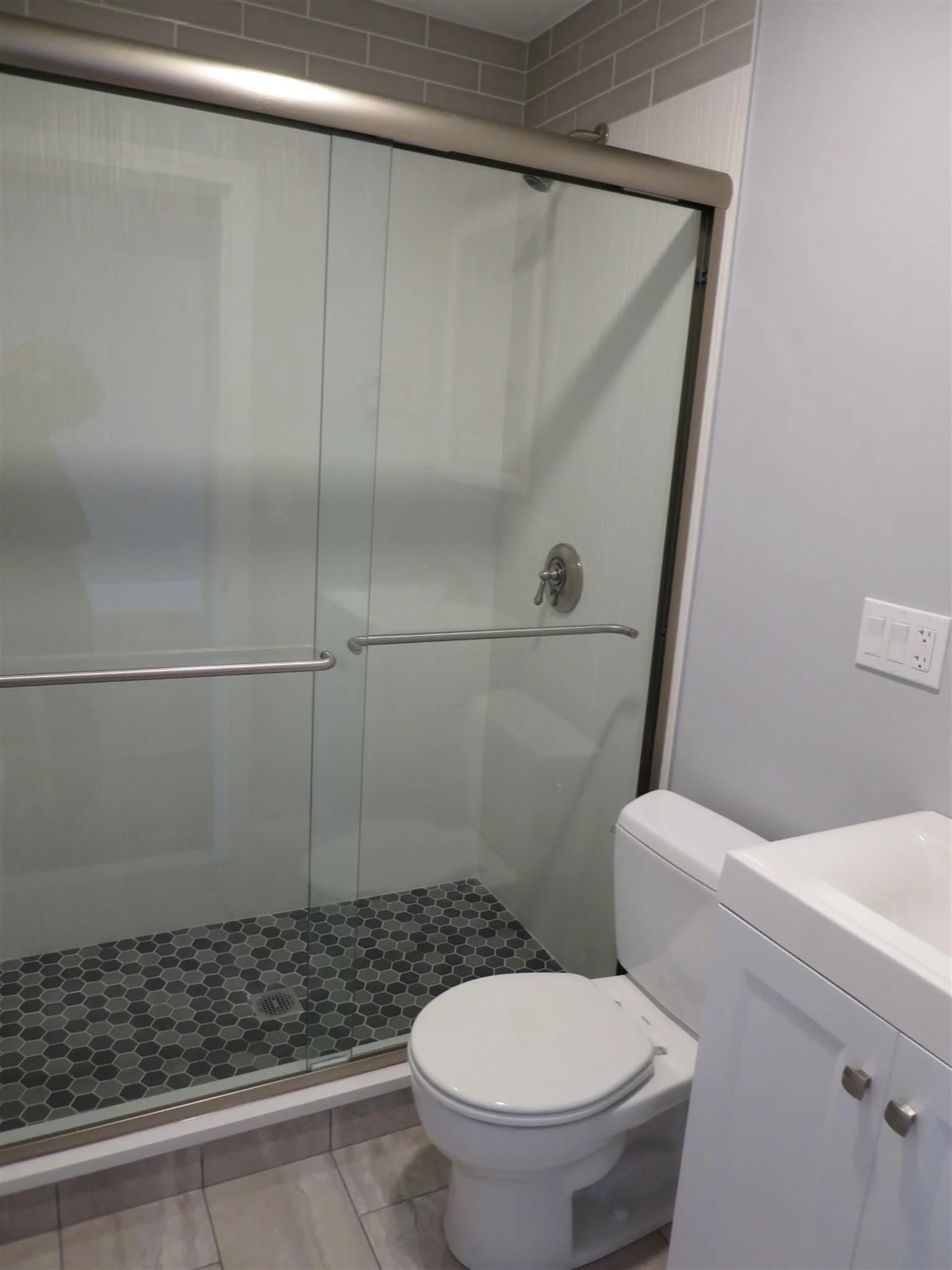 61 Adams St, Winter Hill