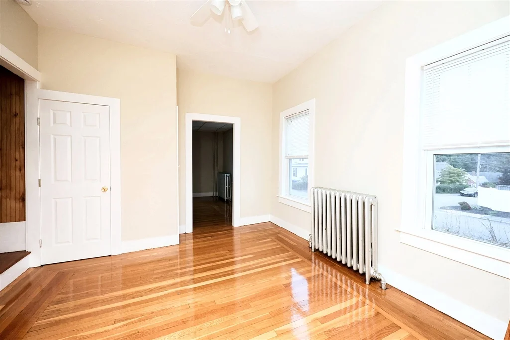30 Sheppard Ave, Braintree