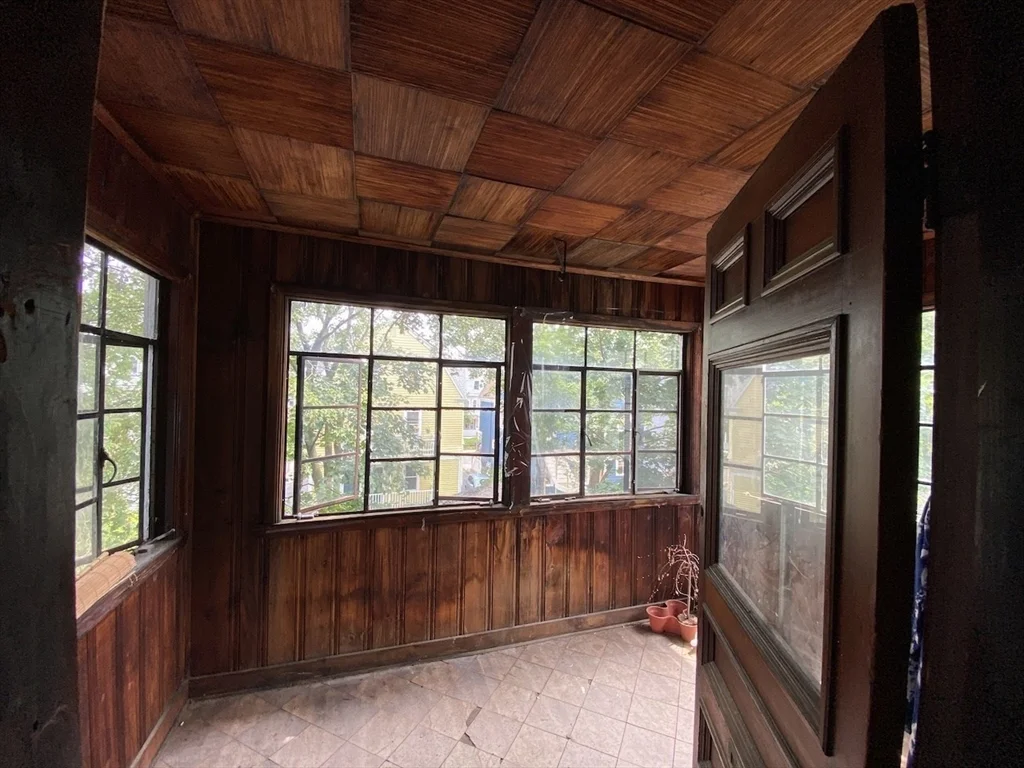 62 Liberty Ave, Powder House Square