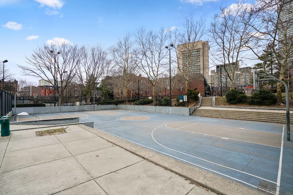 74 W Rutland Sq, South End