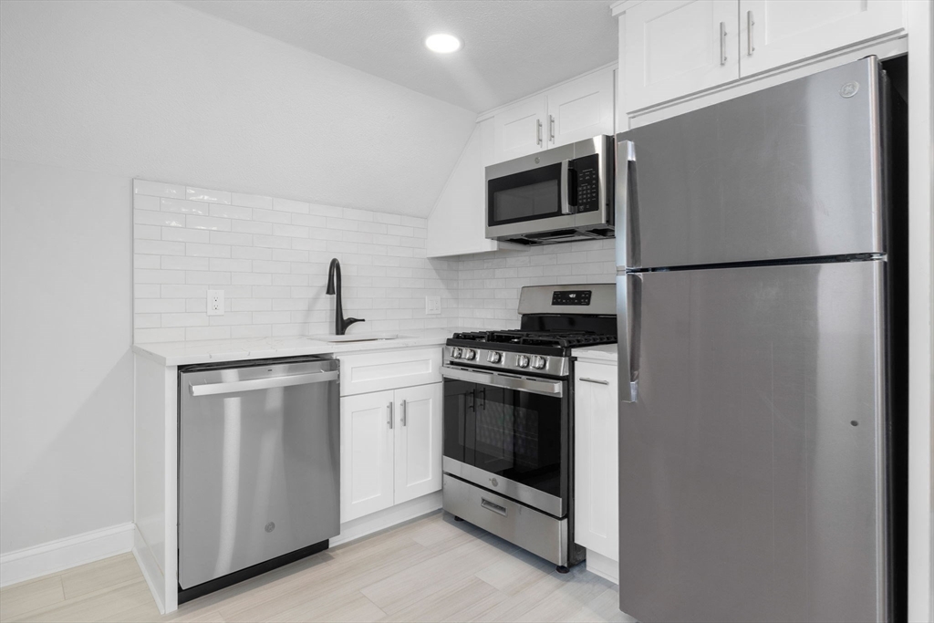 417 Salem St, Medford