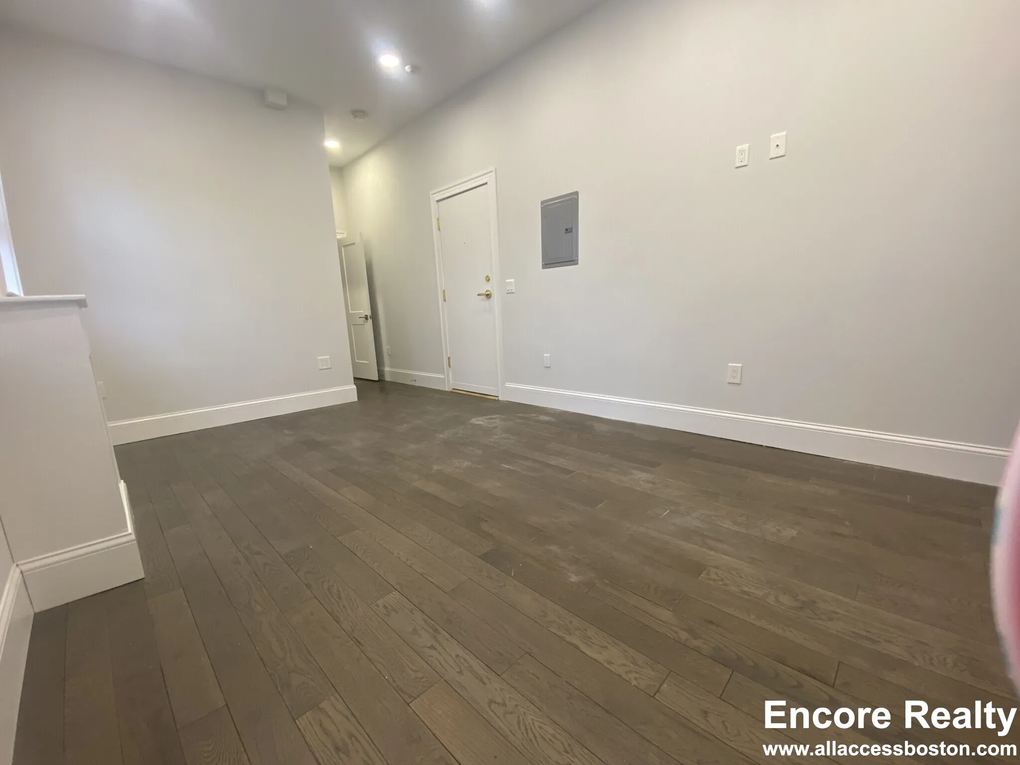 124 Peterborough St, Fenway