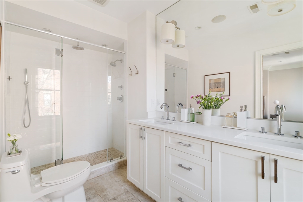 462 Shawmut, South End