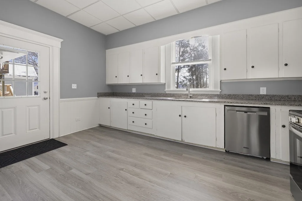 275 Market St, Rockland