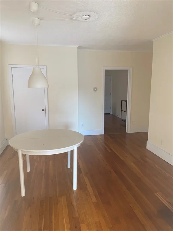 47 Penn St, Quincy