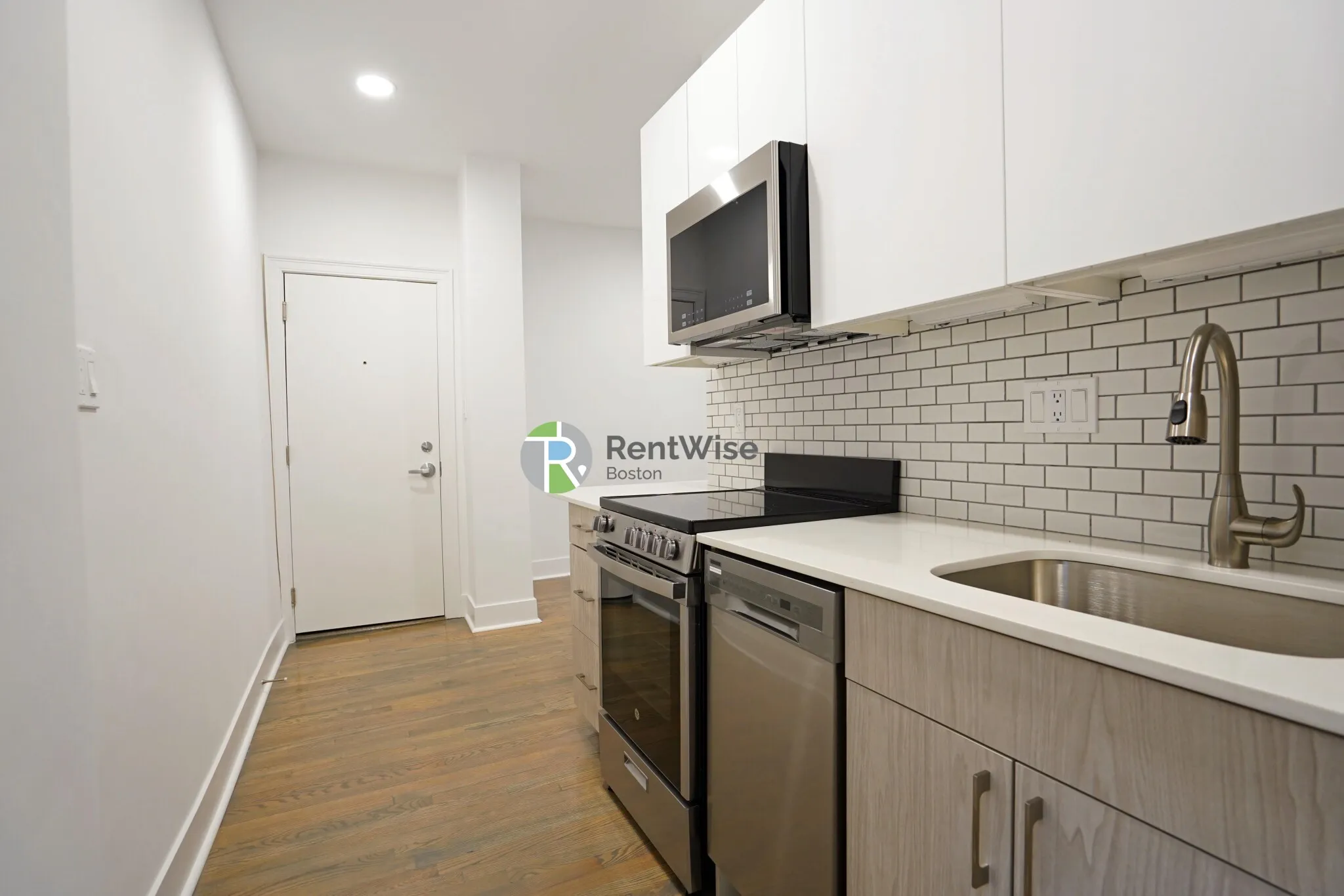 11 Peterborough St, Fenway