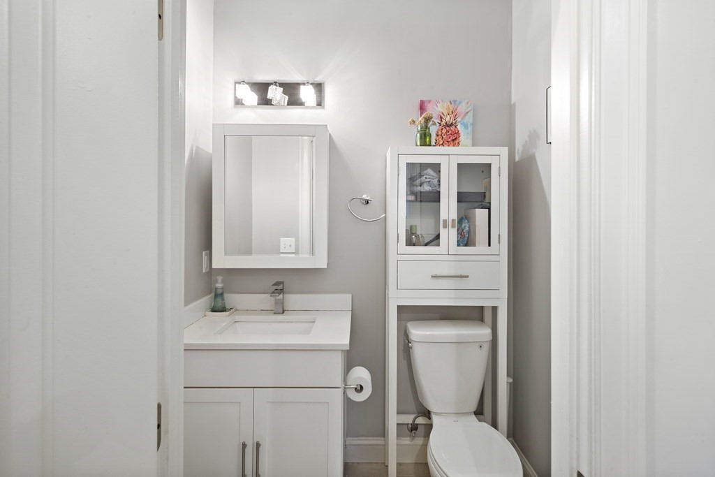 91 Chelsea St, East Boston