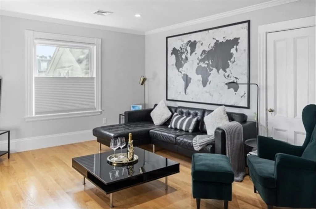 14 Everett St, Tufts University