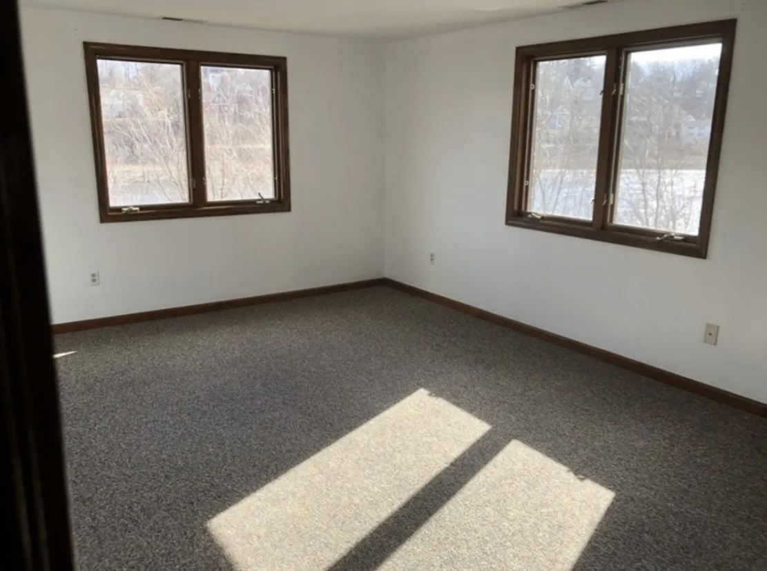 333 First Street Boulevard, Centralville